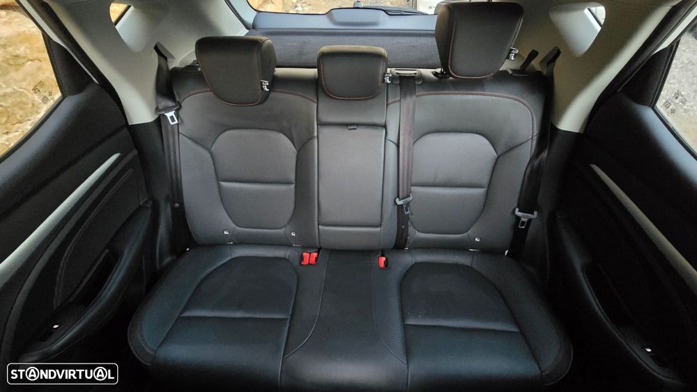 MG ZS - 55
