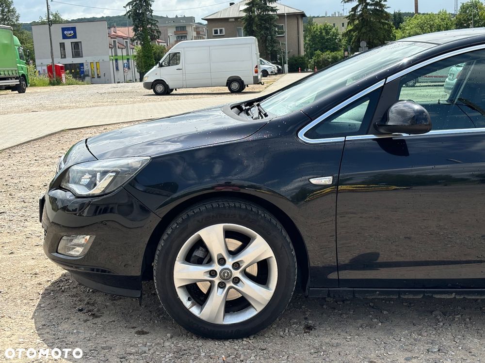 Opel Astra 1.6 T Sport - 9