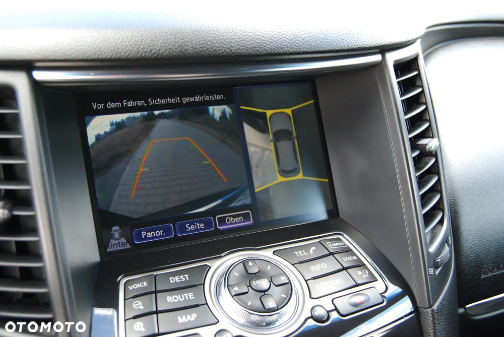 Infiniti FX FX30d S Premium - 26