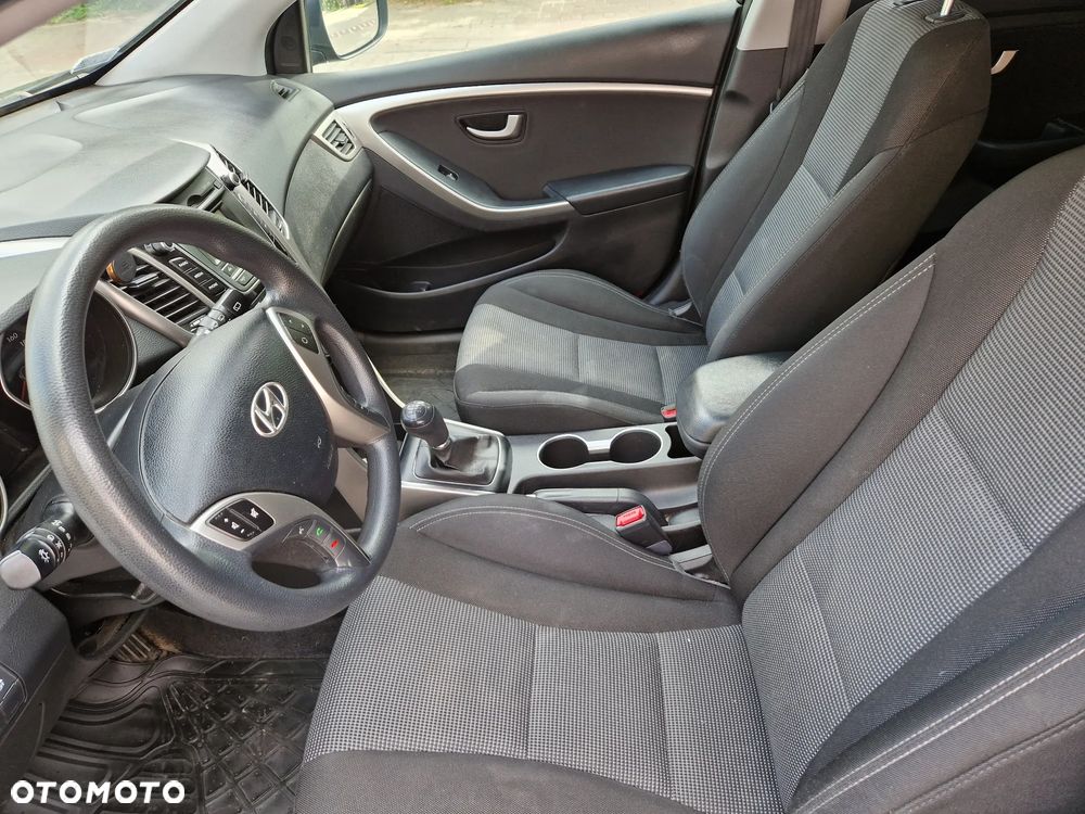 Hyundai i30 1.4 CRDi Trend - 6