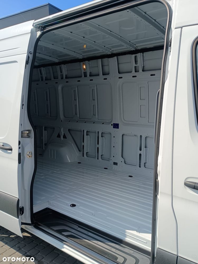 Mercedes-Benz Sprinter 317 Furgon L3H2 - 11