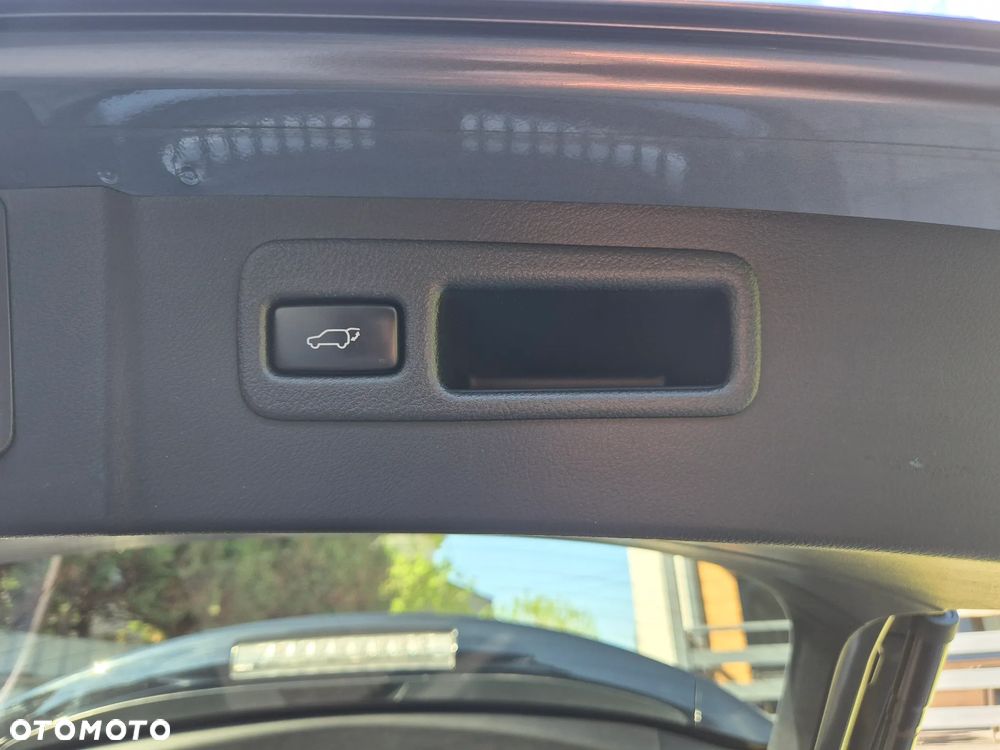 Lexus NX 300h Business Edition AWD - 28