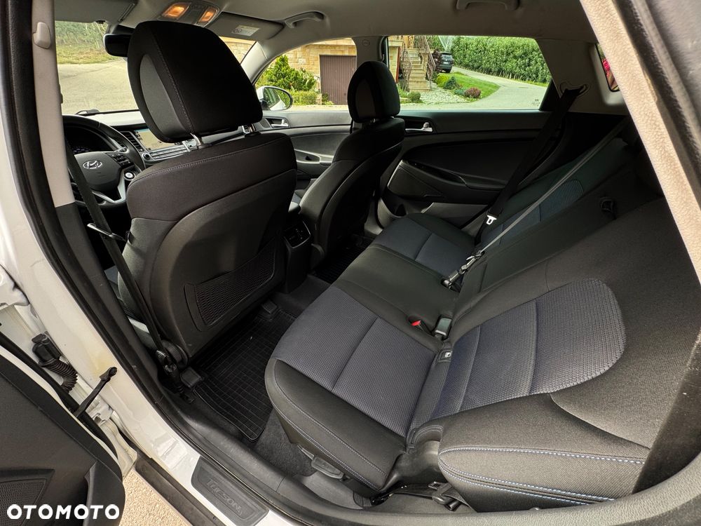 Hyundai Tucson blue 1.7 CRDi 2WD DCT Passion - 27