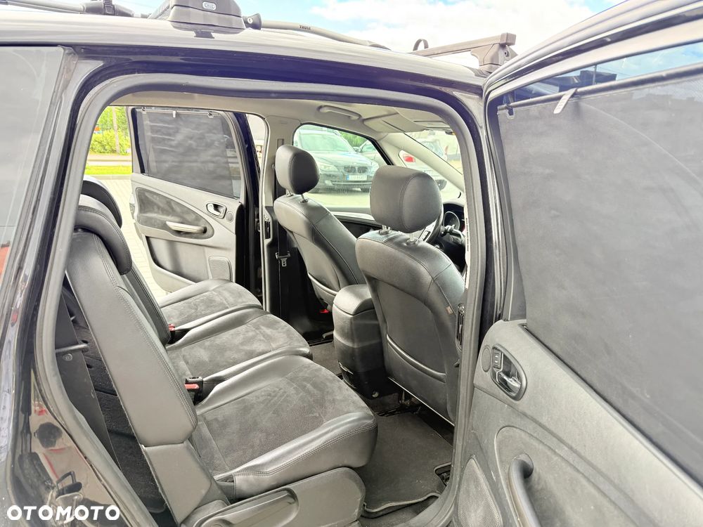 Ford S-Max - 10