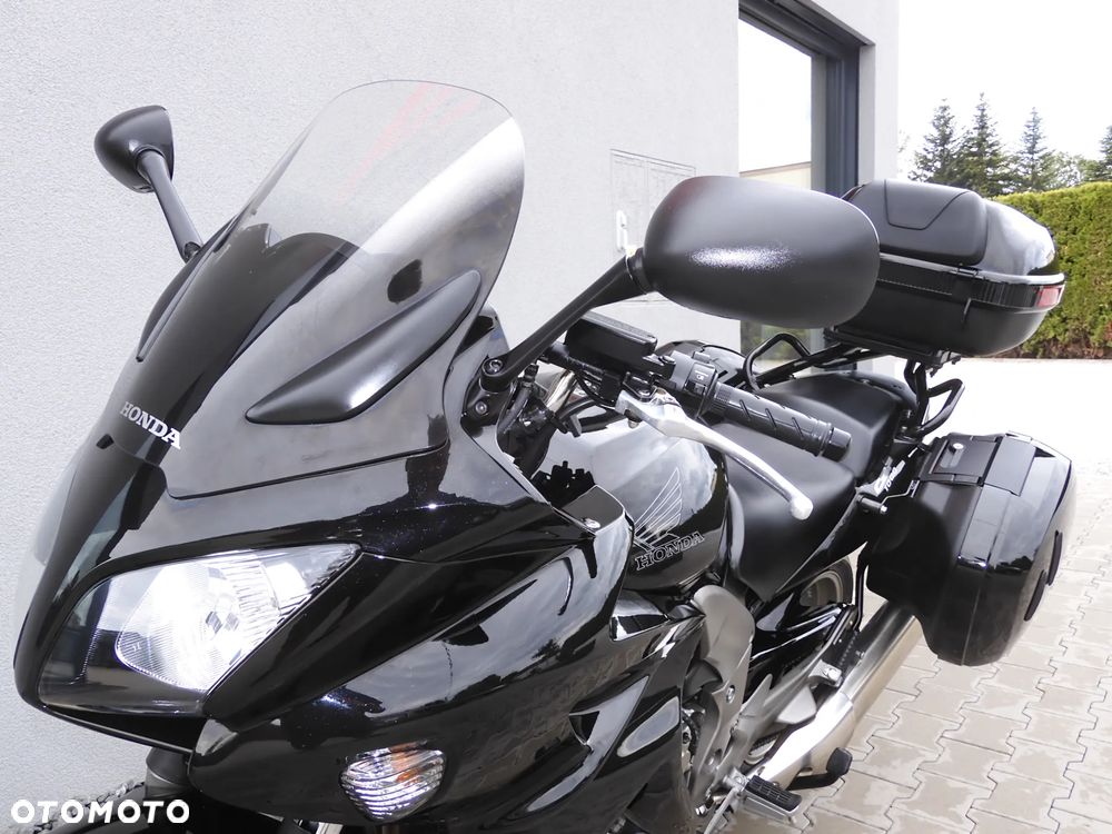Honda CBF - 3
