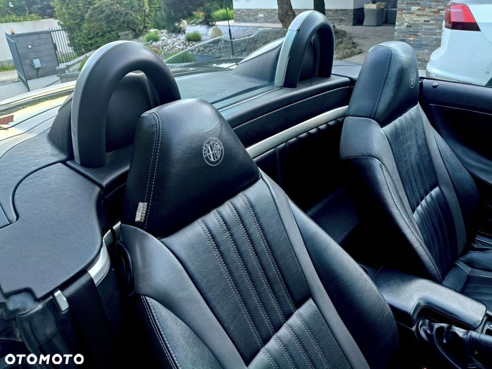 Alfa Romeo Spider 2.2 JTS 16V Exclusive - 15