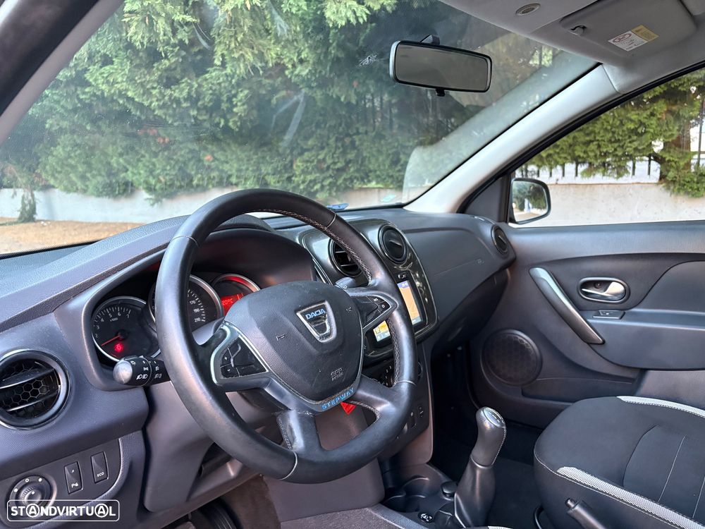 Dacia Sandero 0.9 TCe Stepway Bi-Fuel - 14