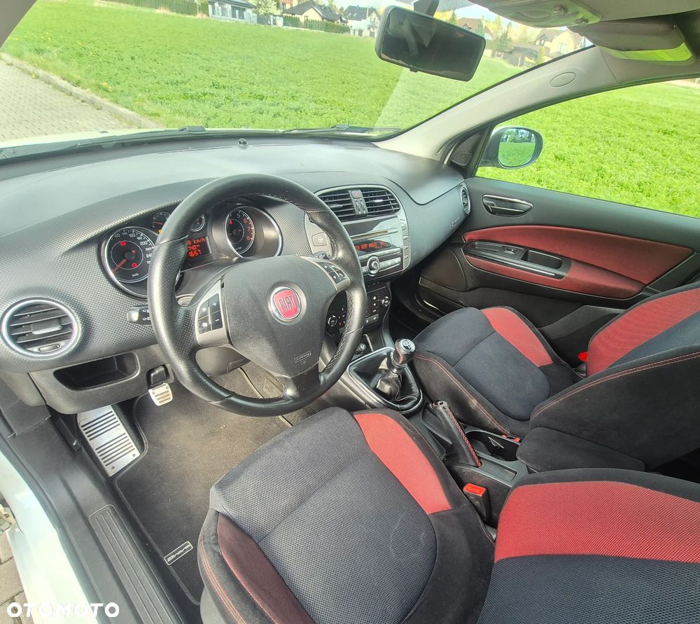 Fiat Bravo 1.4 T-JET 16V Dynamic - 27