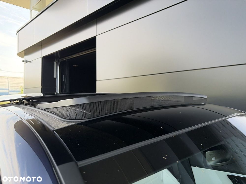 Mercedes-Benz GLC - 21