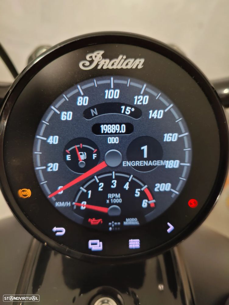 Indian Chief Dark Horse Bobber - 6