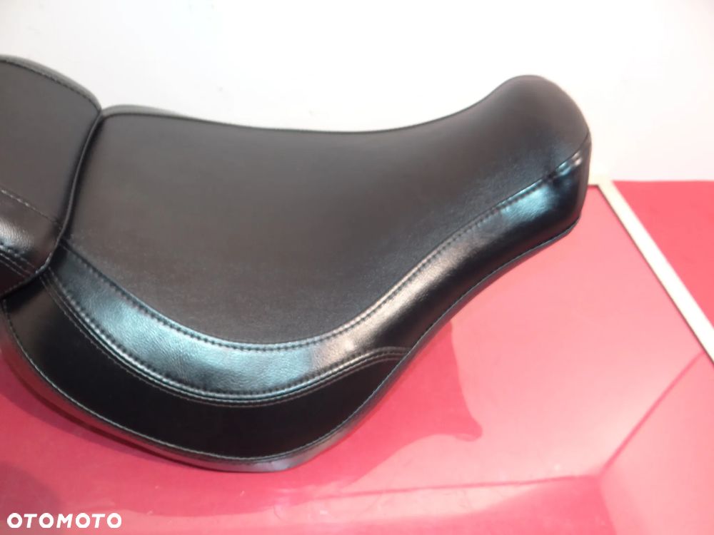 N246 HARLEY DAVIDSON FAT BOY SIEDZENIE KANAPA KIEROWCY I PASAŻERA FLFB FLBFS FAT BOY 114 M8 pasuje do modeli z lat 18 - 2O24 OEM 52000333. - 3