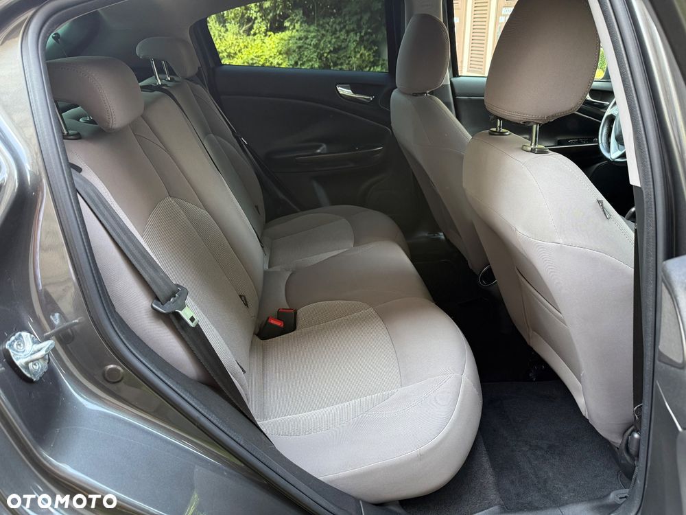 Alfa Romeo Giulietta 1.4 TB 16V Multiair TCT Sport - 28