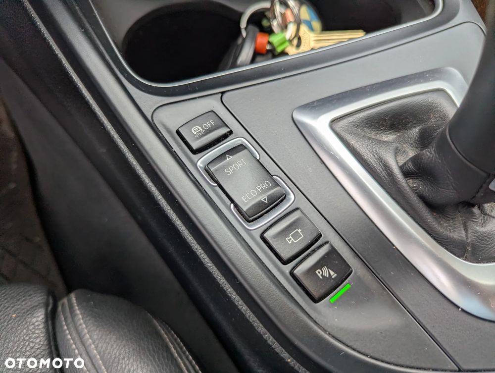 BMW Seria 3 - 15