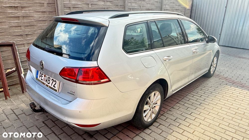 Volkswagen Golf - 3