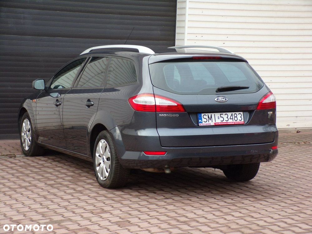 Ford Mondeo - 9