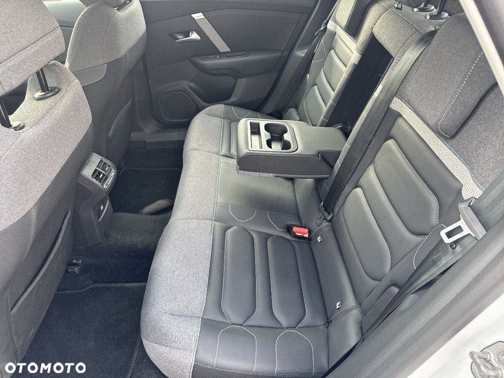 Citroën C4 1.2 PureTech Plus S&S EAT8 - 10