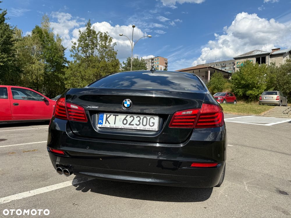 BMW Seria 5 520d xDrive - 3