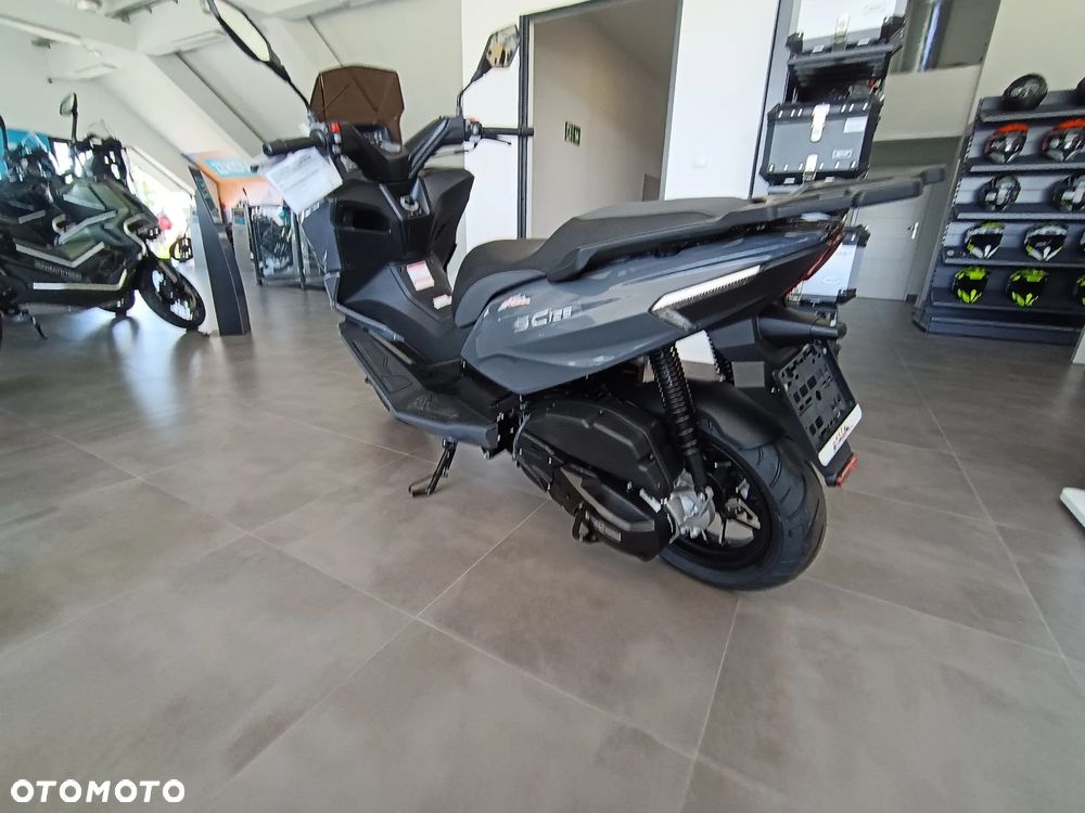 Morbidelli SC125 - 6