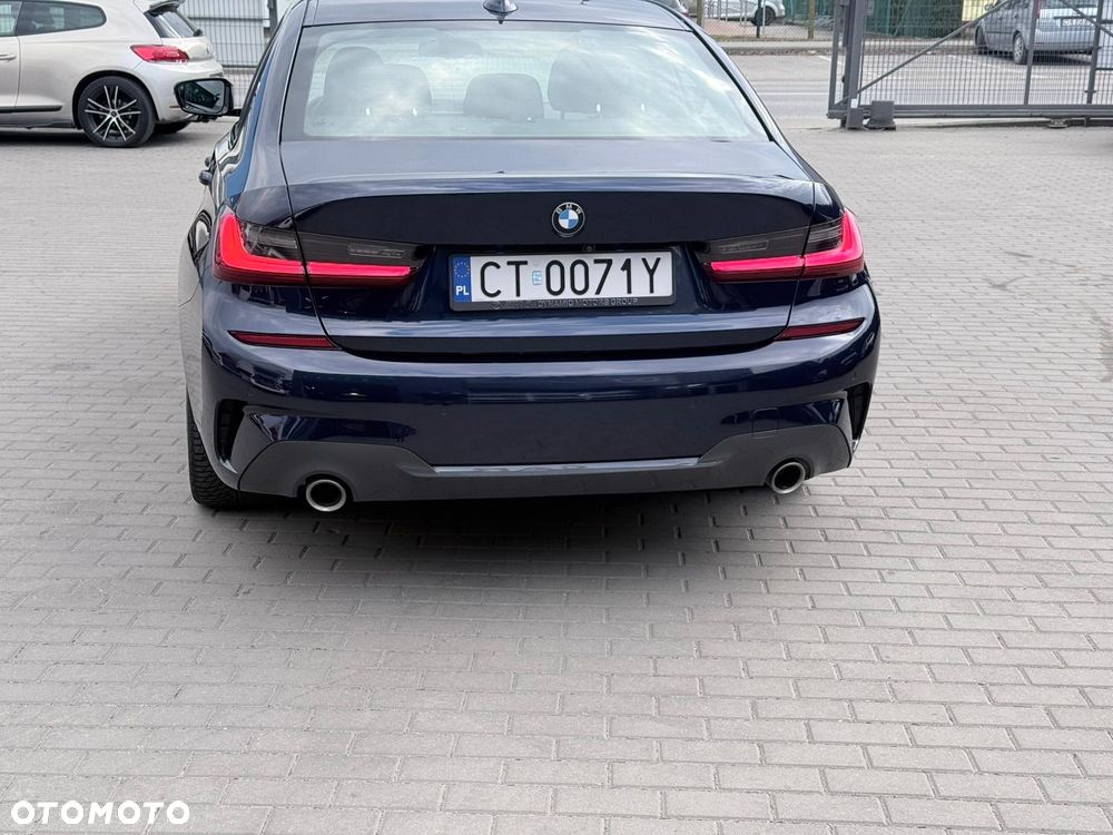 BMW Seria 3 318i Business Edition sport - 6