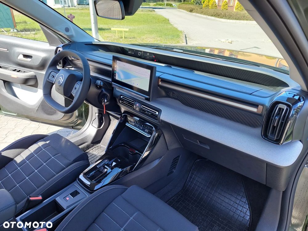 Citroën C3 Aircross ver-1-2-mhev-plus-s-s-edct6 - 23