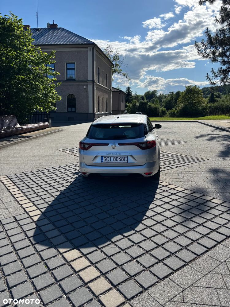 Renault Megane 1.6 SCe Business - 11