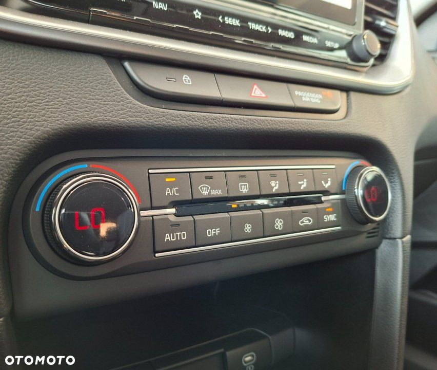Kia Ceed - 15
