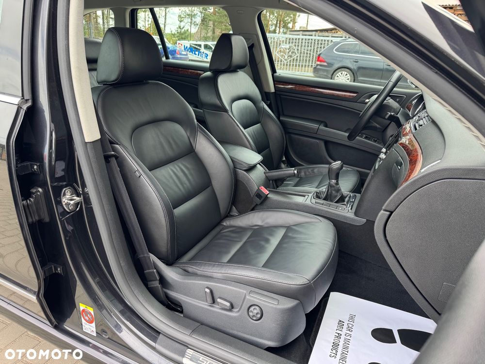 Skoda Superb 2.0 TDI PD Elegance - 15