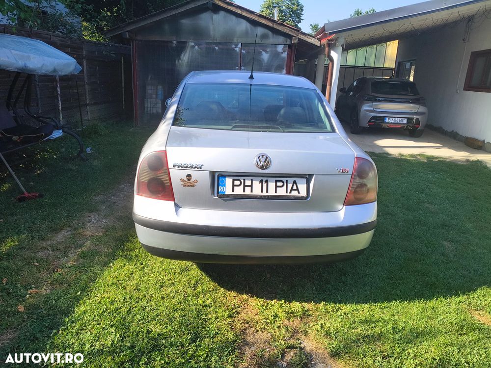 Volkswagen Passat 1.9TDI Comfortline - 4