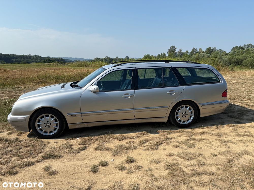 Mercedes-Benz Klasa E - 3