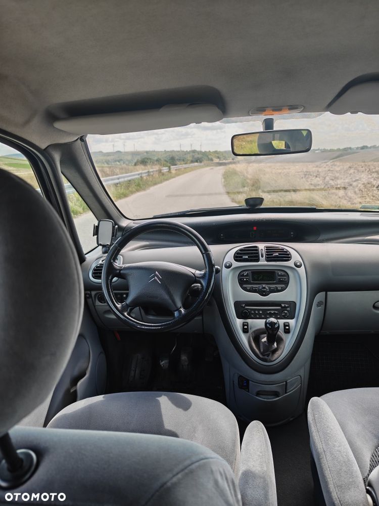 Citroën C4 Picasso - 6