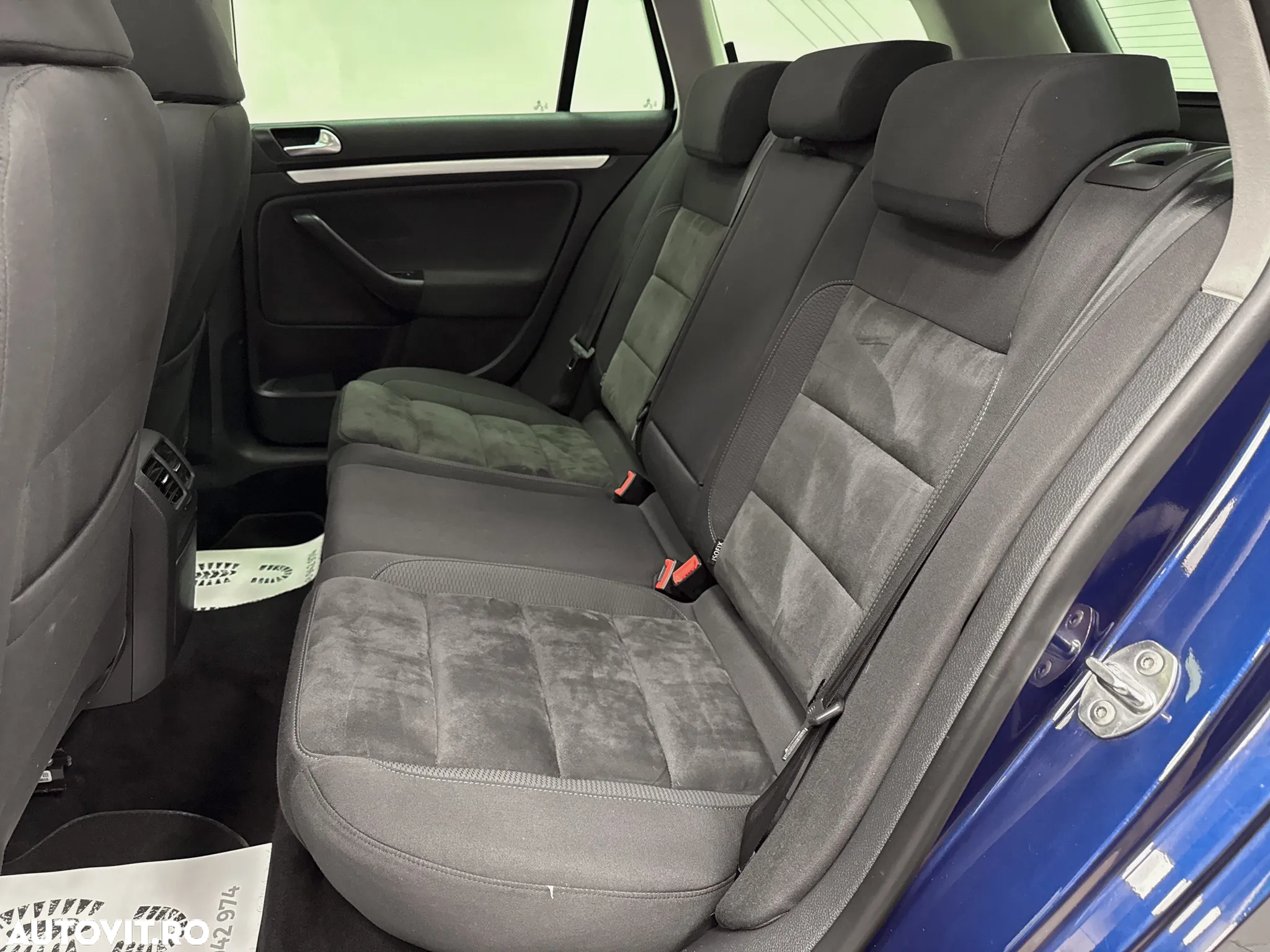 Volkswagen Golf 1.4 TSI Highline - 18