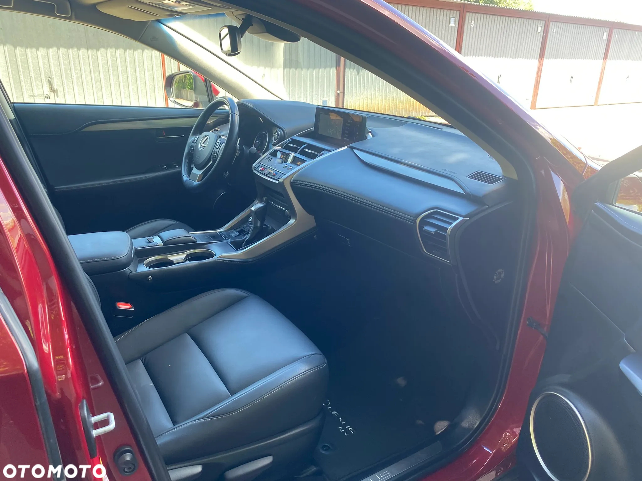 Lexus NX 300h Elegance AWD - 34