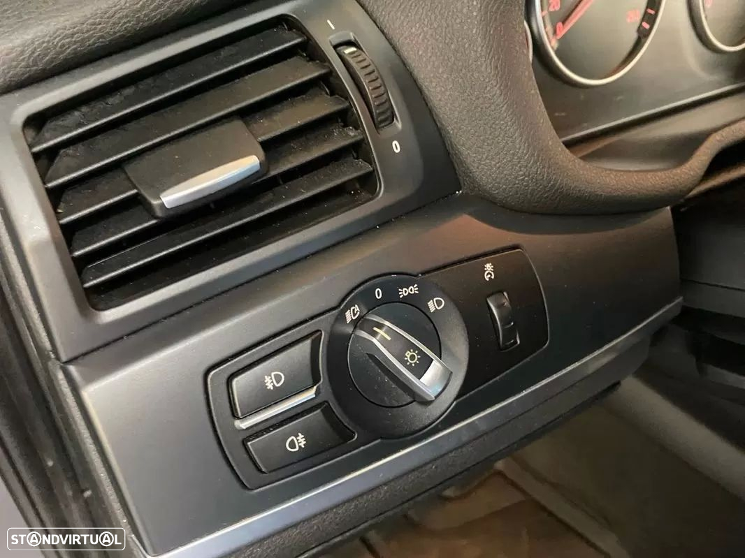 BMW X3 20 d xDrive Auto - 16
