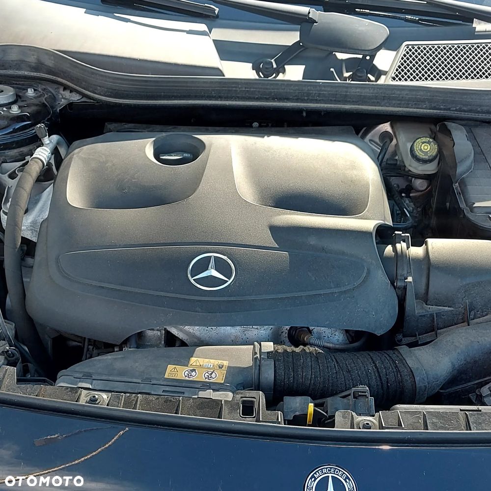 Mercedes-Benz GLA - 18