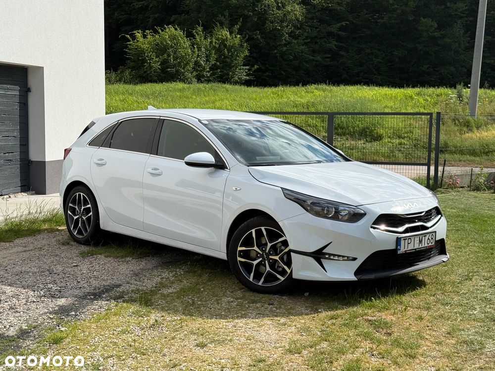 Kia Ceed - 1