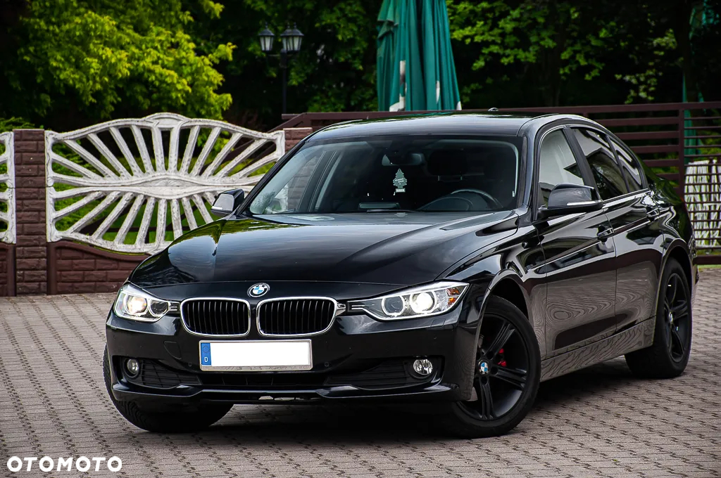 BMW Seria 3 320d Sport Line - 6