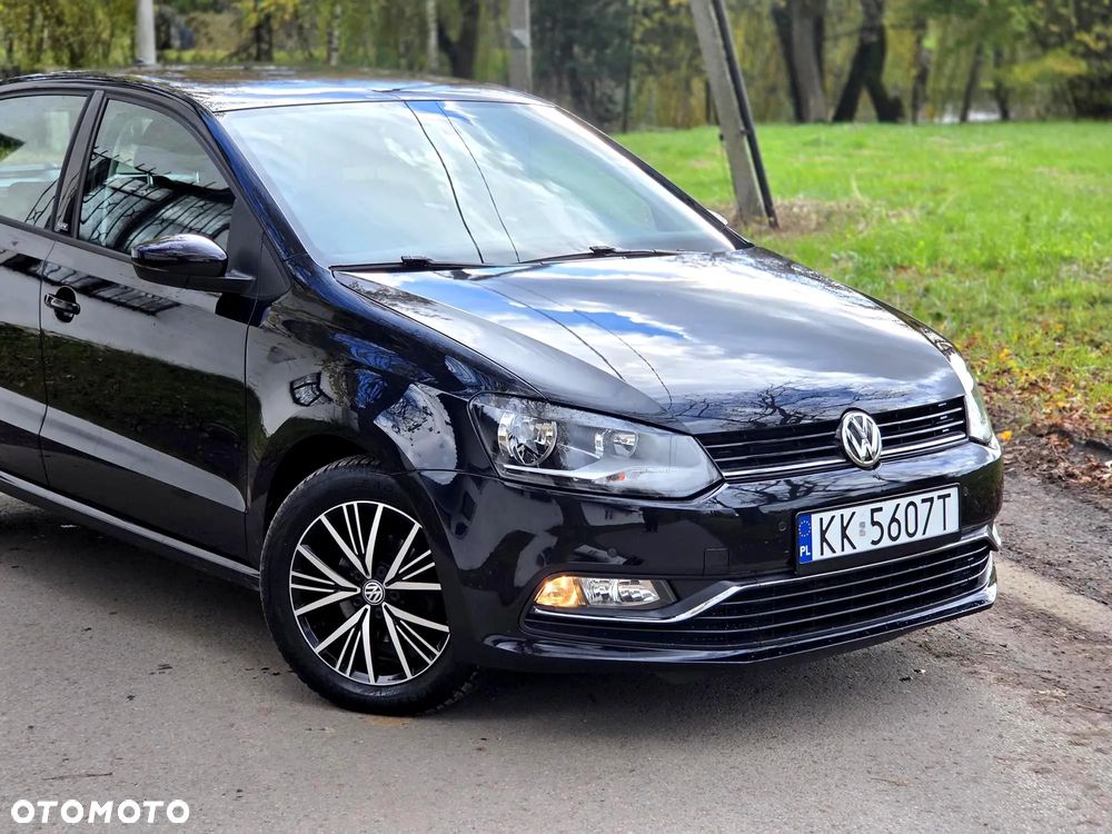 Volkswagen Polo 1.4 TDI Blue Motion Technology Allstar - 24