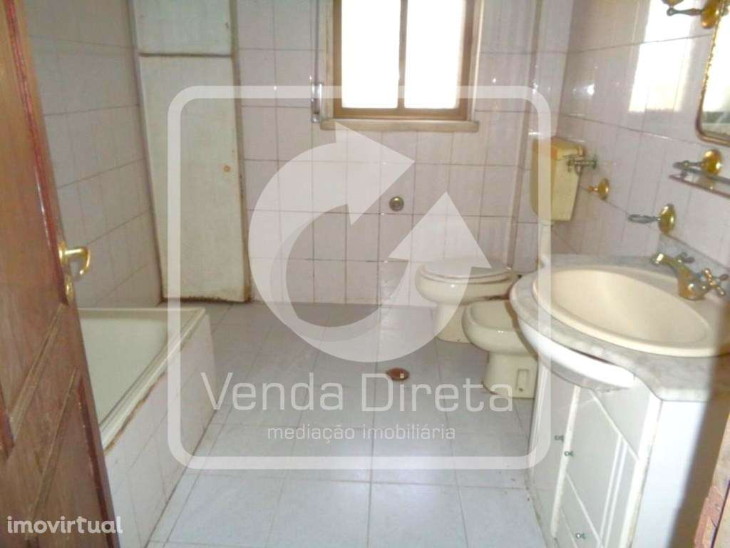 Apartamento T4 com 159 m² | Rés-do-chão de Moradia | Mem Martins - ... - Grande imagem: 2/20