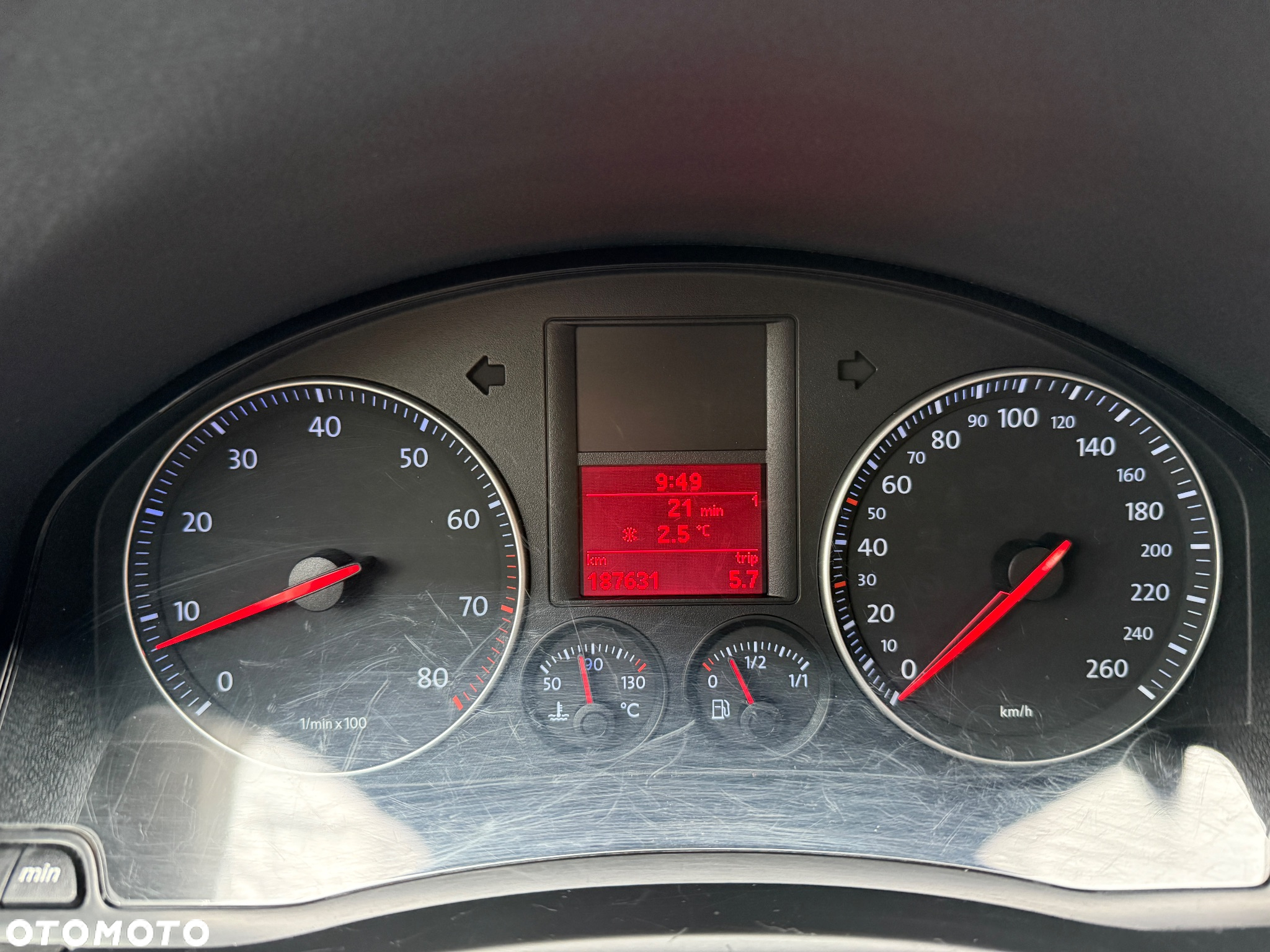 Volkswagen Golf 1.6 Comfortline - 8