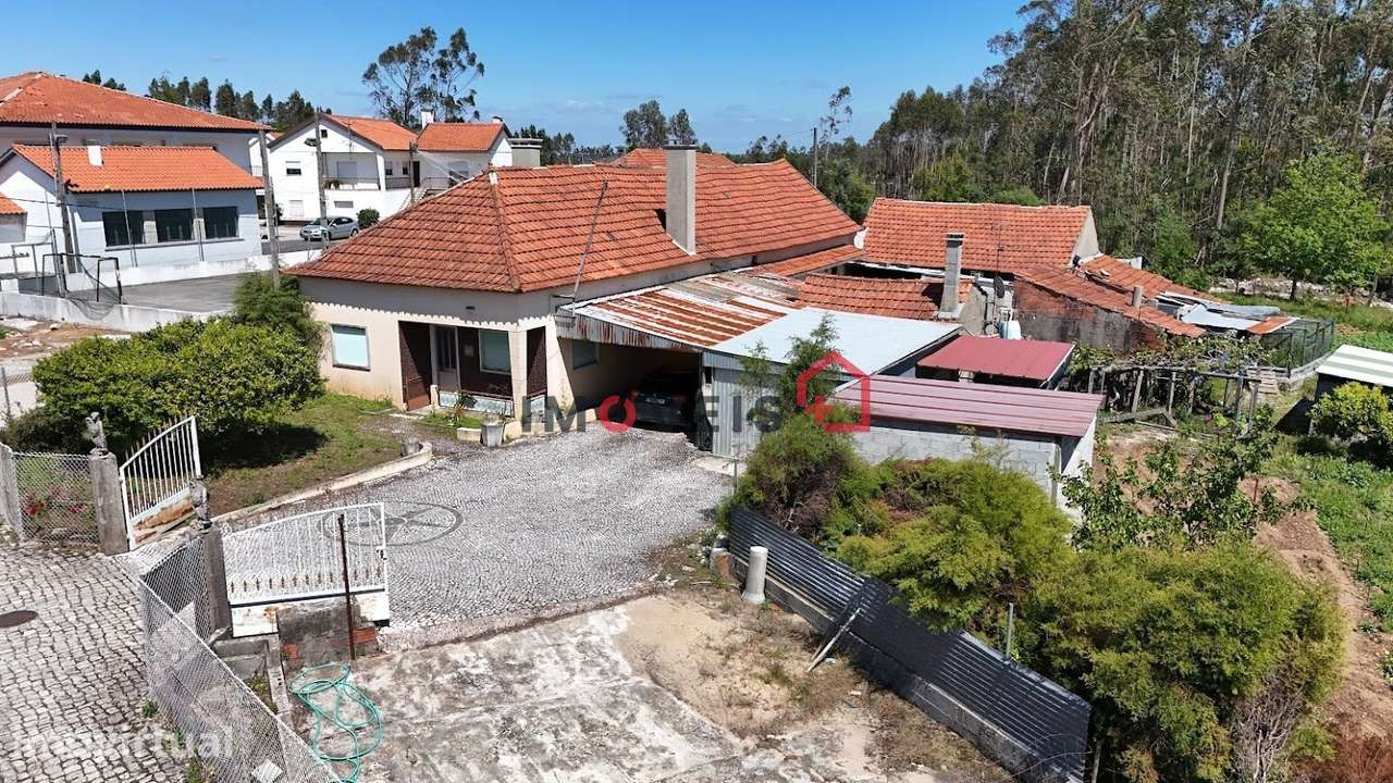 Moradia Isolada T5, com 4.000 m² de Terreno e Elevado Potencial de... - Grande imagem: 3/7