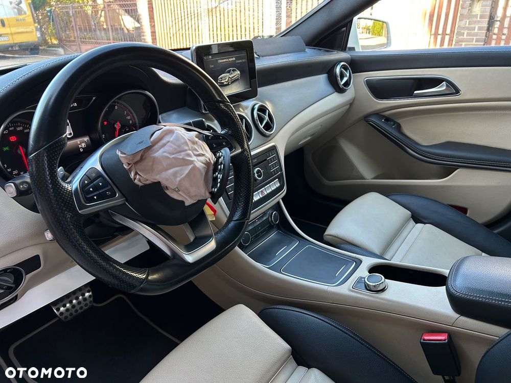 Mercedes-Benz CLA - 20