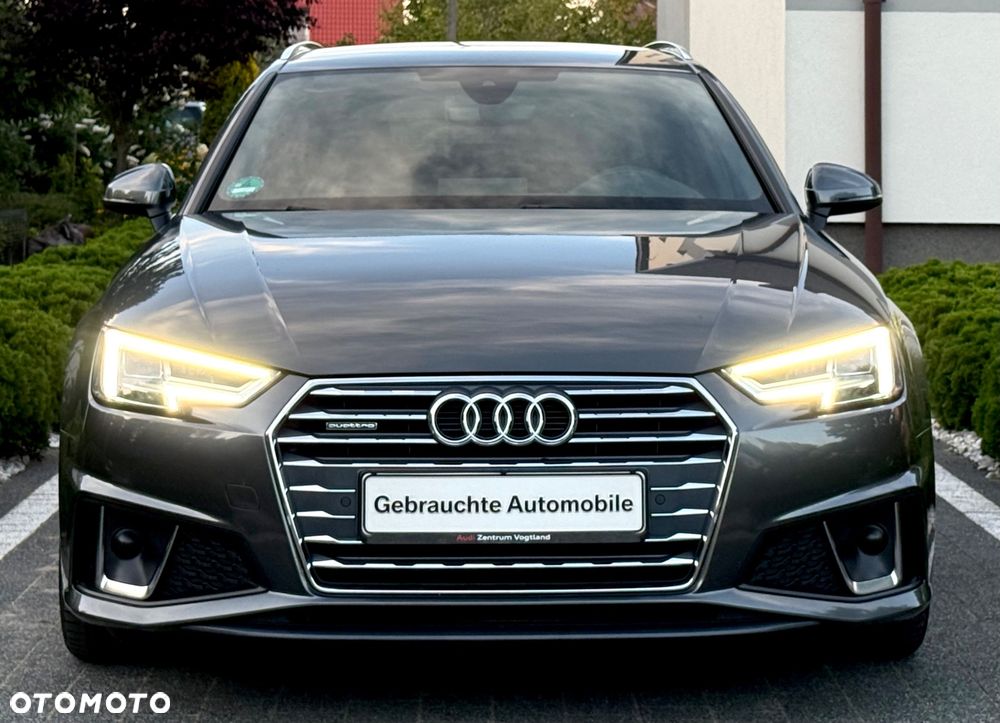 Audi A4 Avant 40 TDI Quattro S Line S tronic - 2