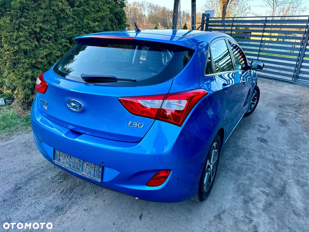 Hyundai i30 blue 1.6 GDI YES Gold - 6