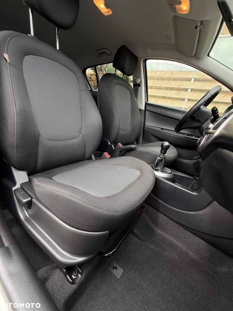 Hyundai i20 - 22