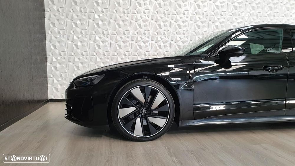 Audi e-tron GT quattro - 4