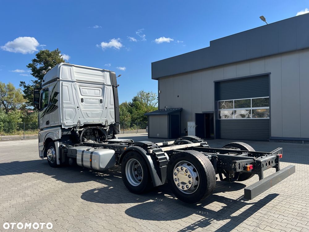 Mercedes-Benz 2545 - 3