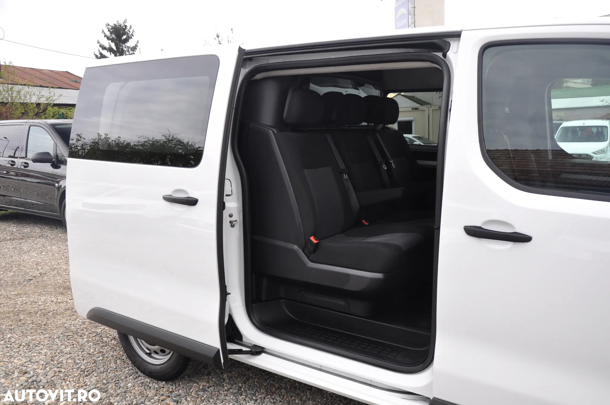 Peugeot Expert Doka 6 Locuri - 12