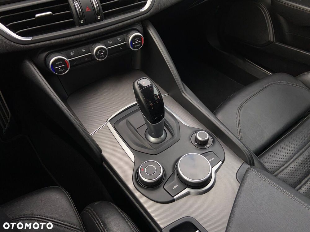 Alfa Romeo Giulia 2.0 Turbo Veloce Q4 - 20