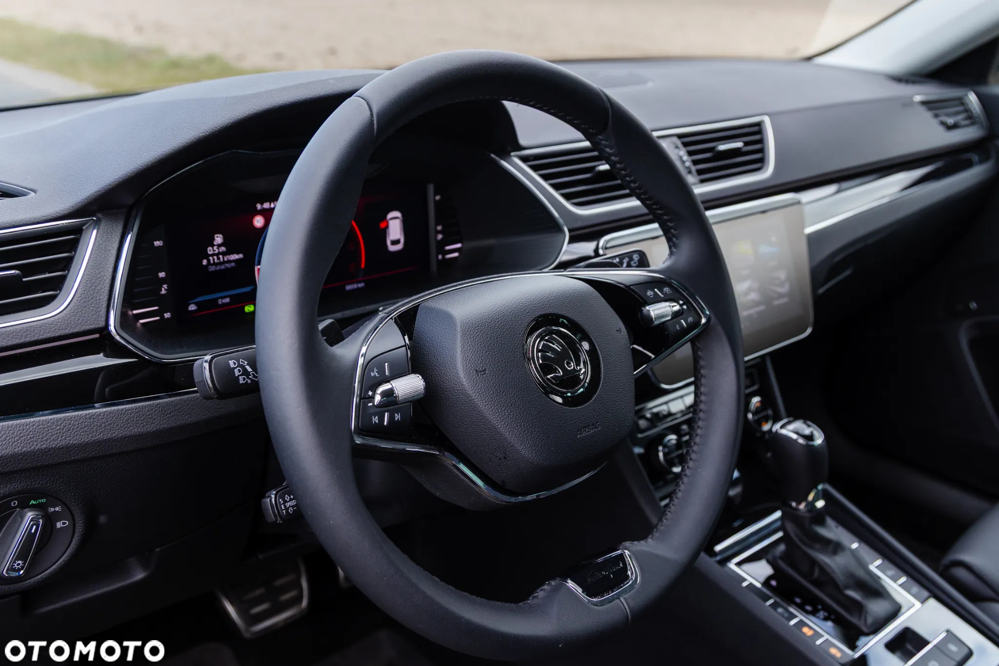 Skoda Superb 2.0 TDI SCR 4x4 L&K DSG - 8