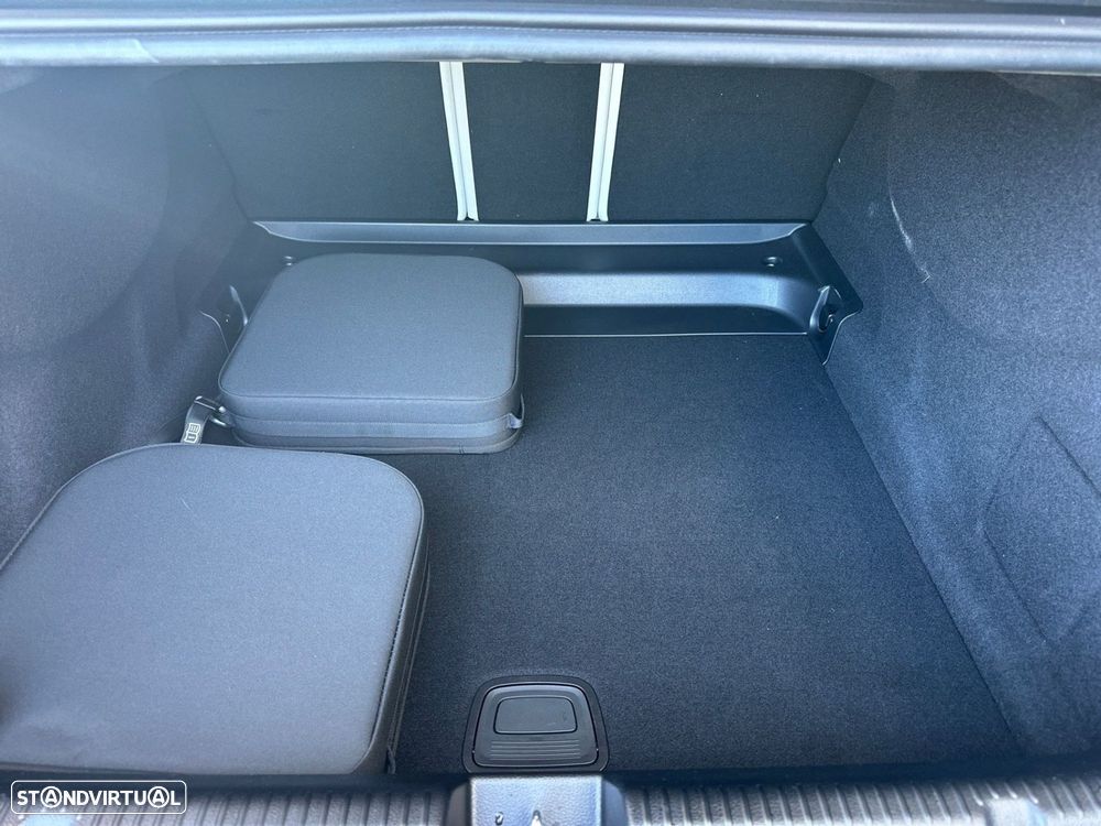 Mercedes-Benz EQE 350 - 13